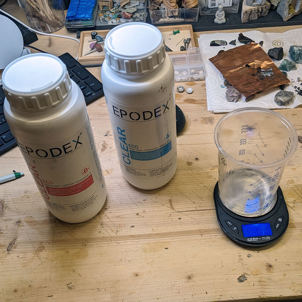 Epoxidharz richtig mischen und abfüllen